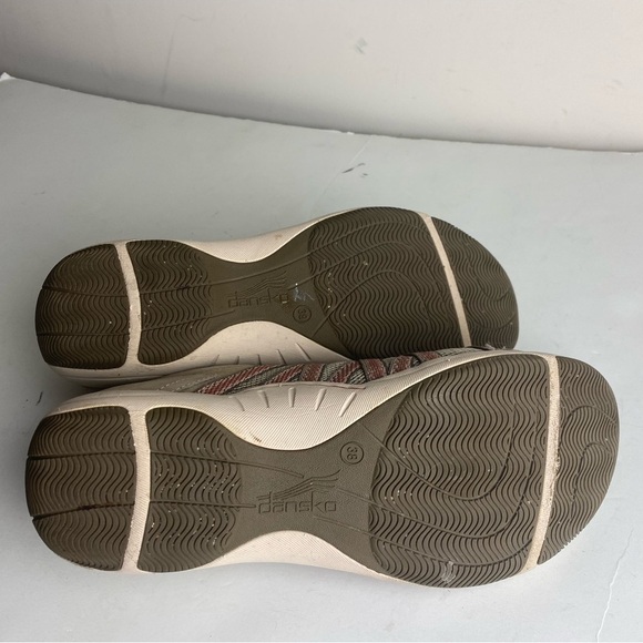 Dansko Honor Walnut Suede Slip Resistant Sneakers 7.5-8 (38) - Picture 6 of 7